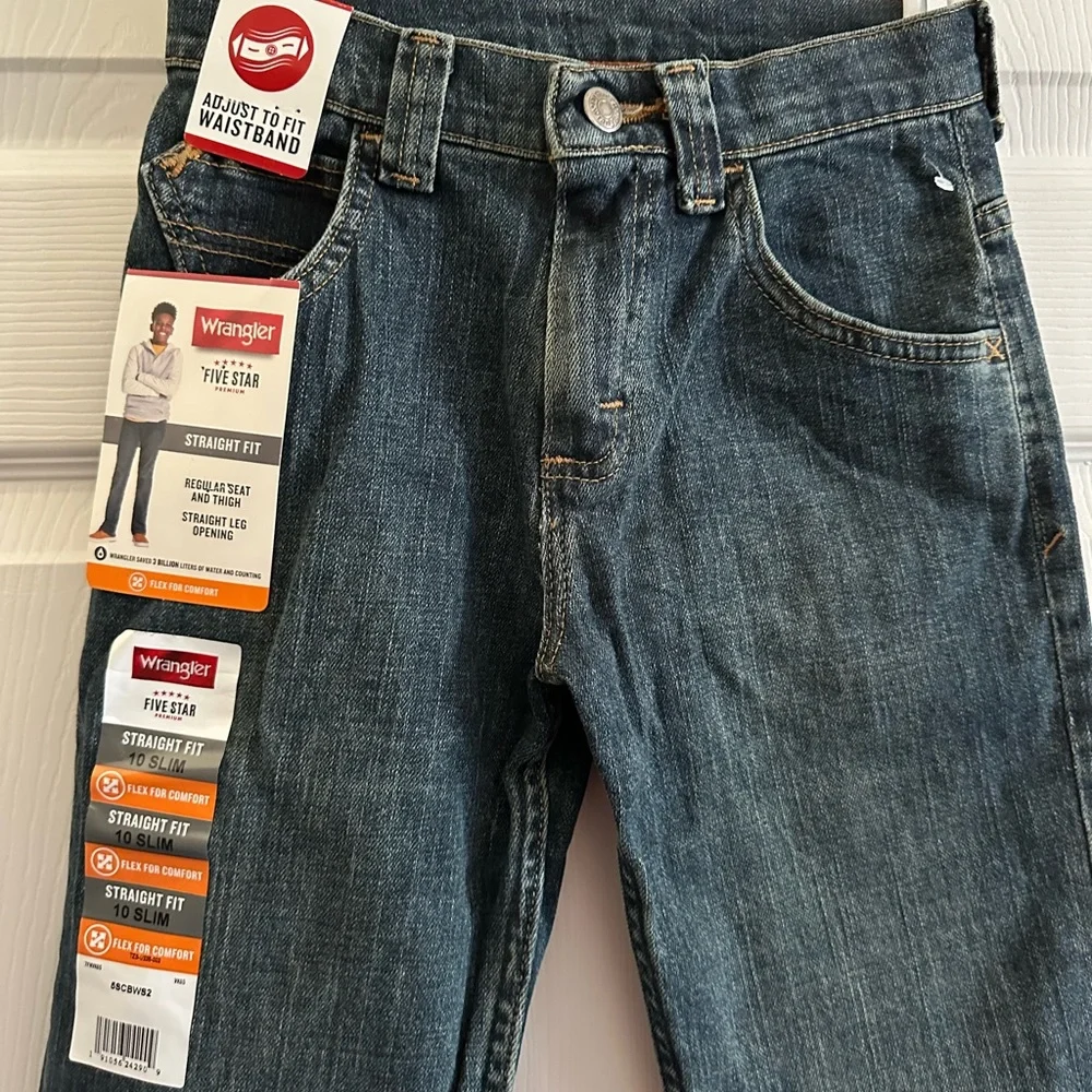 NWOT - Wrangler Kids Blue Jeans - Picture 2 of 3